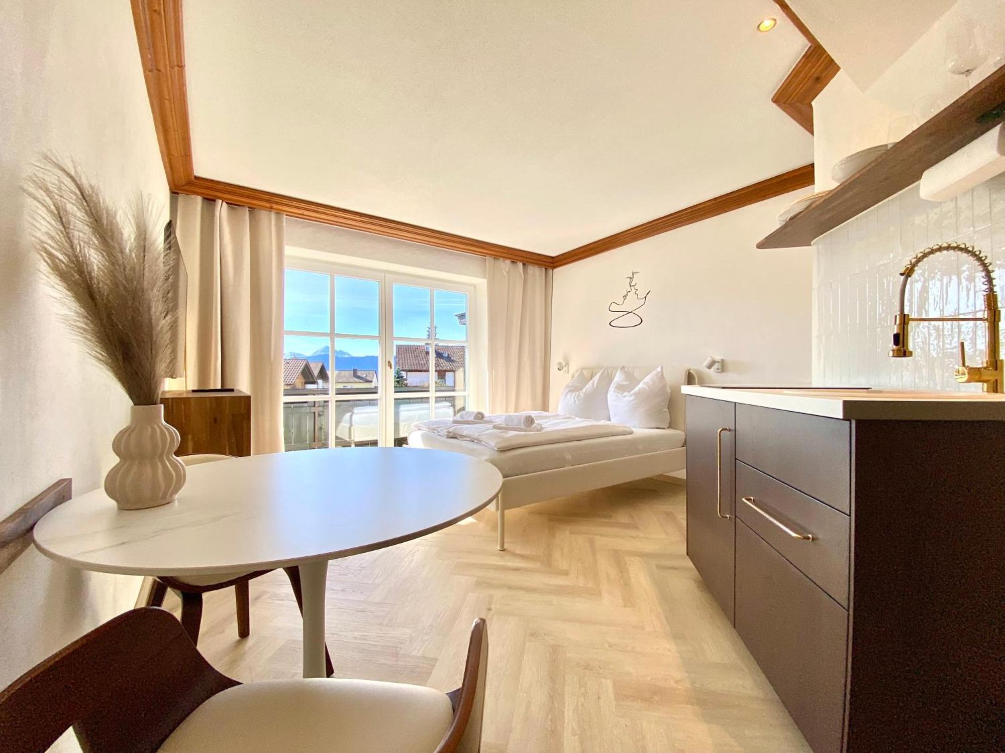 Apartment Cozy Couples I Kuche I Balkon I Parken I Schlossblick *